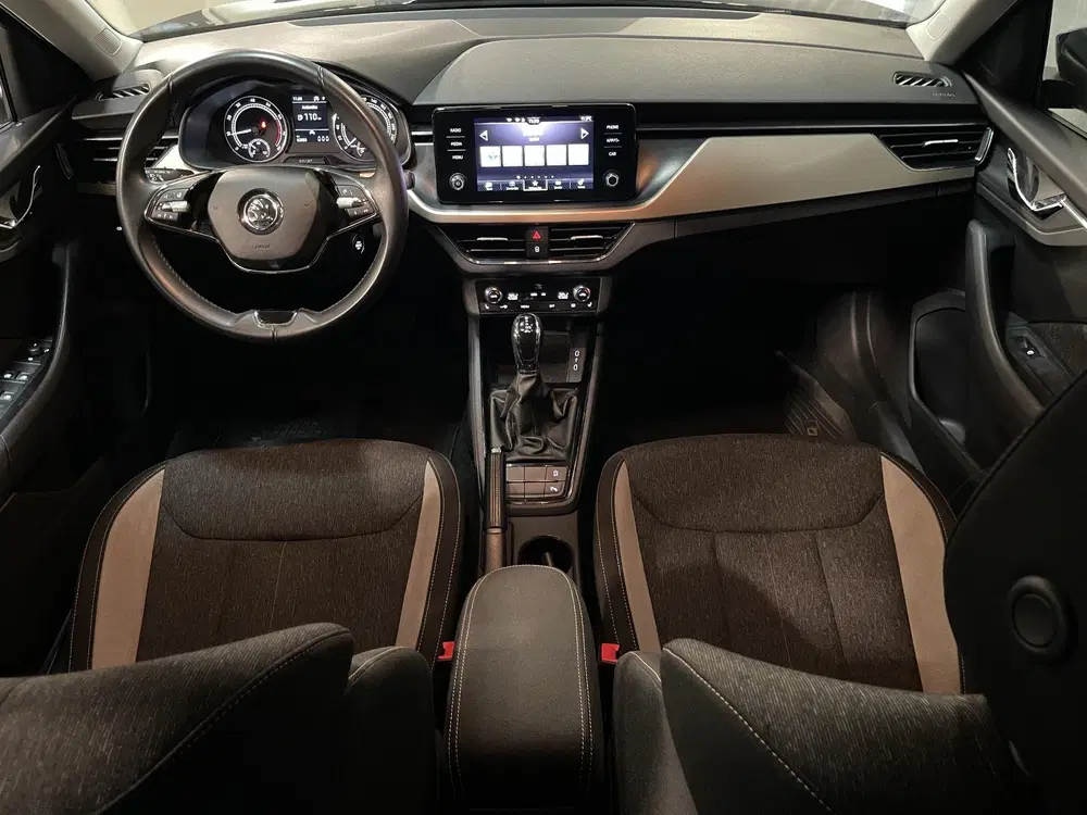 Skoda Kamiq 1.0 TSI Business Edition 16" uit 2023, foto 3