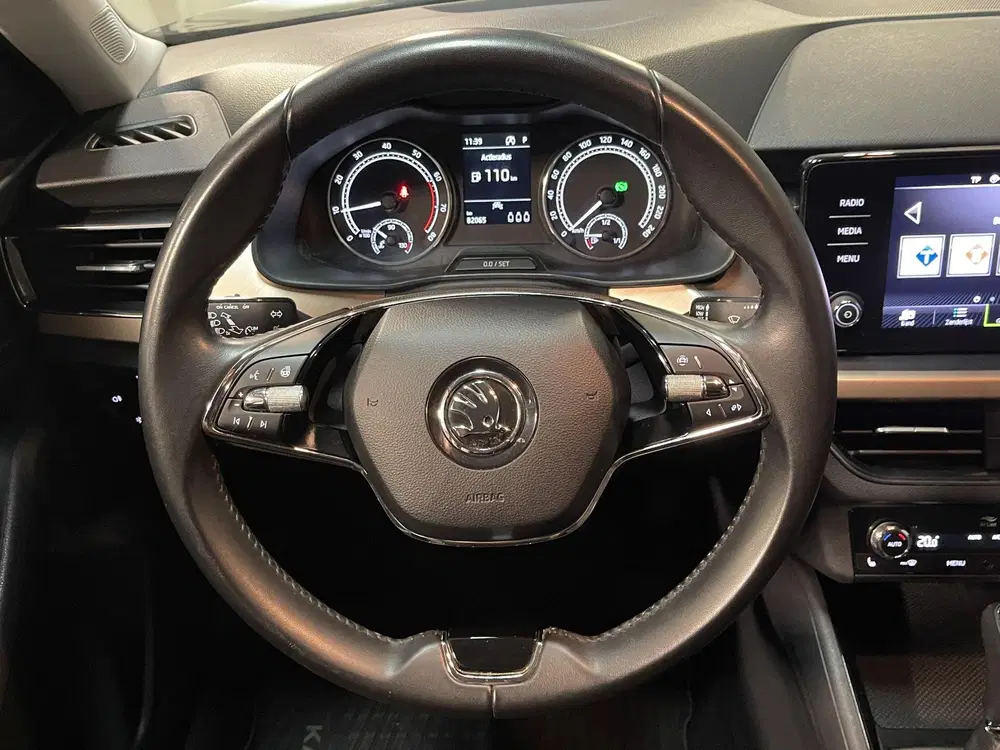 Skoda Kamiq 1.0 TSI Business Edition 16" uit 2023, foto 5