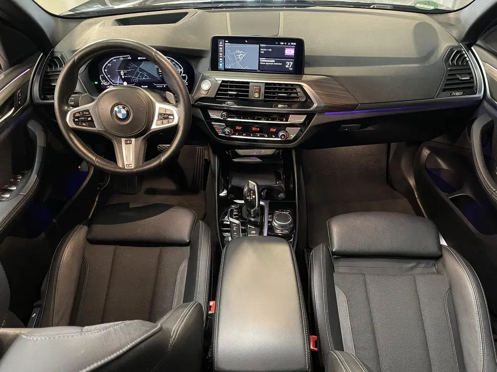 BMW X3 xDrive30e High Executive X Line 19" uit 2021, foto 3