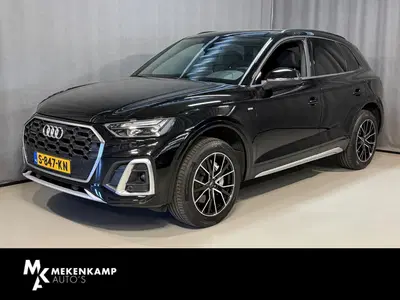 Audi Q5 55 TFSI e S edition Competition 19" uit 2022