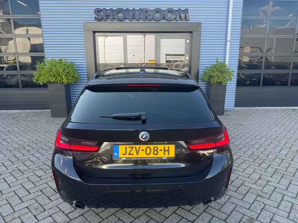 BMW 3-serie 318i M-Pakket uit 2023, foto 3
