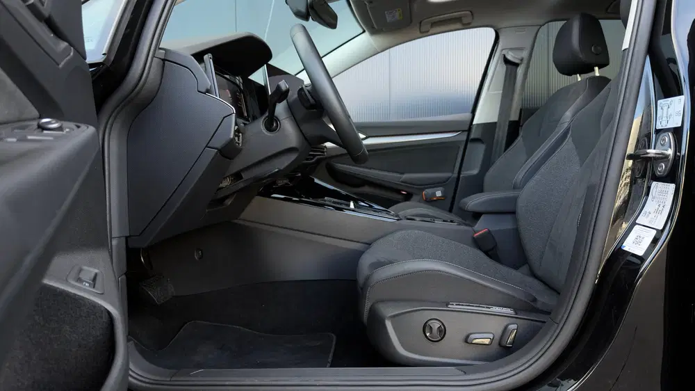 Volkswagen Golf 1.5 eHybrid Style Edition uit 2025, foto 15