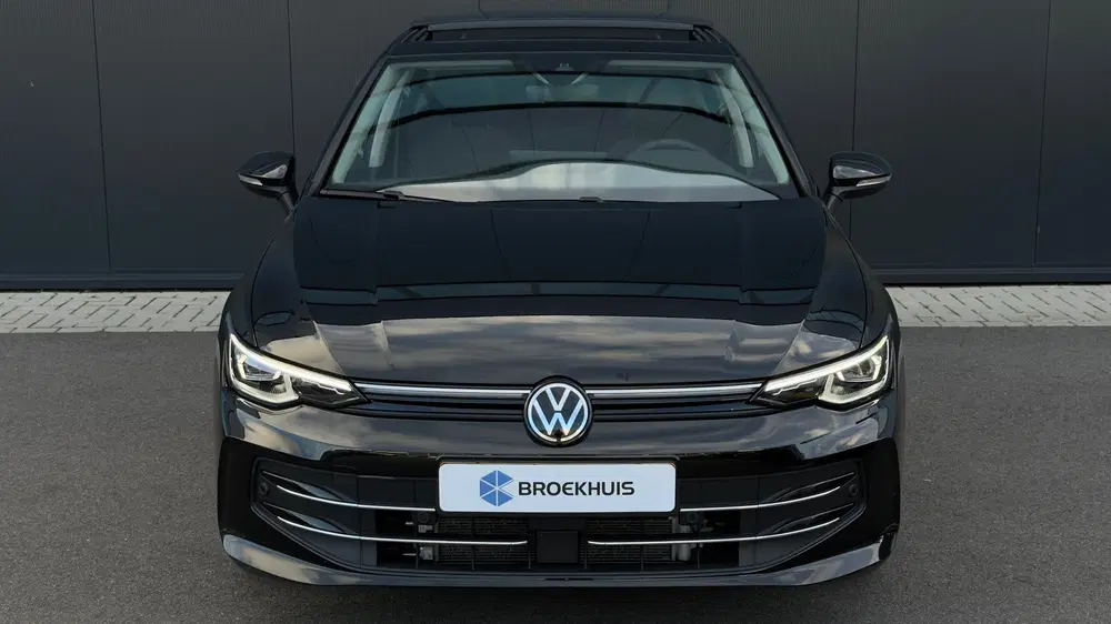 Volkswagen Golf 1.5 eHybrid Style Edition uit 2025, foto 2