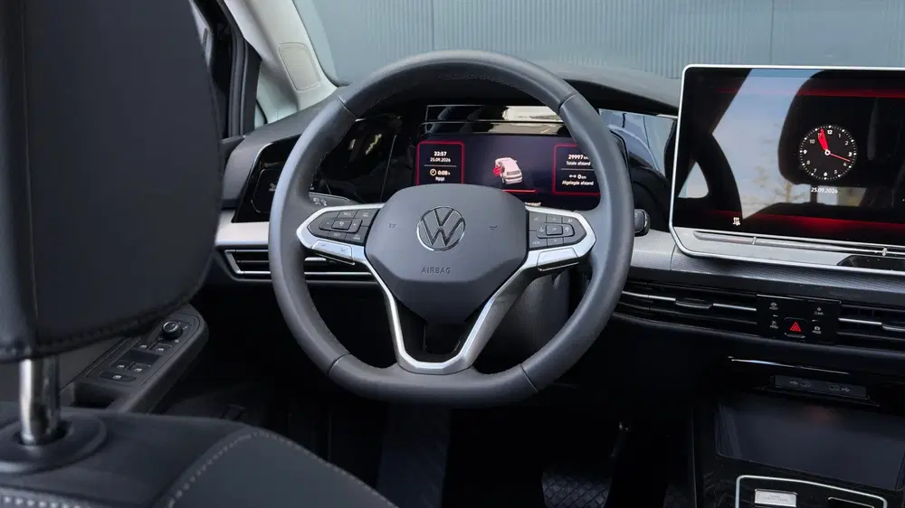 Volkswagen Golf 1.5 eHybrid Style Edition uit 2025, foto 6