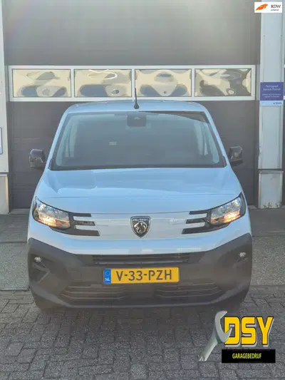 Peugeot Partner YHT2-42E0BP uit 2024