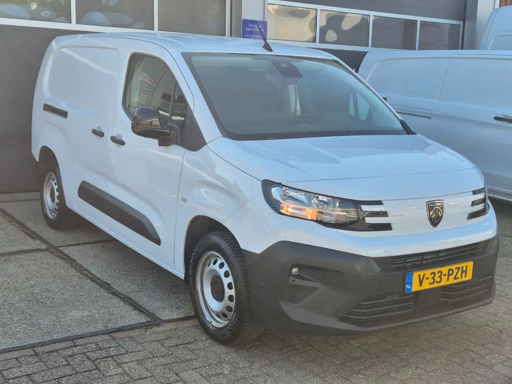Peugeot Partner YHT2-42E0BP uit 2024, foto 2