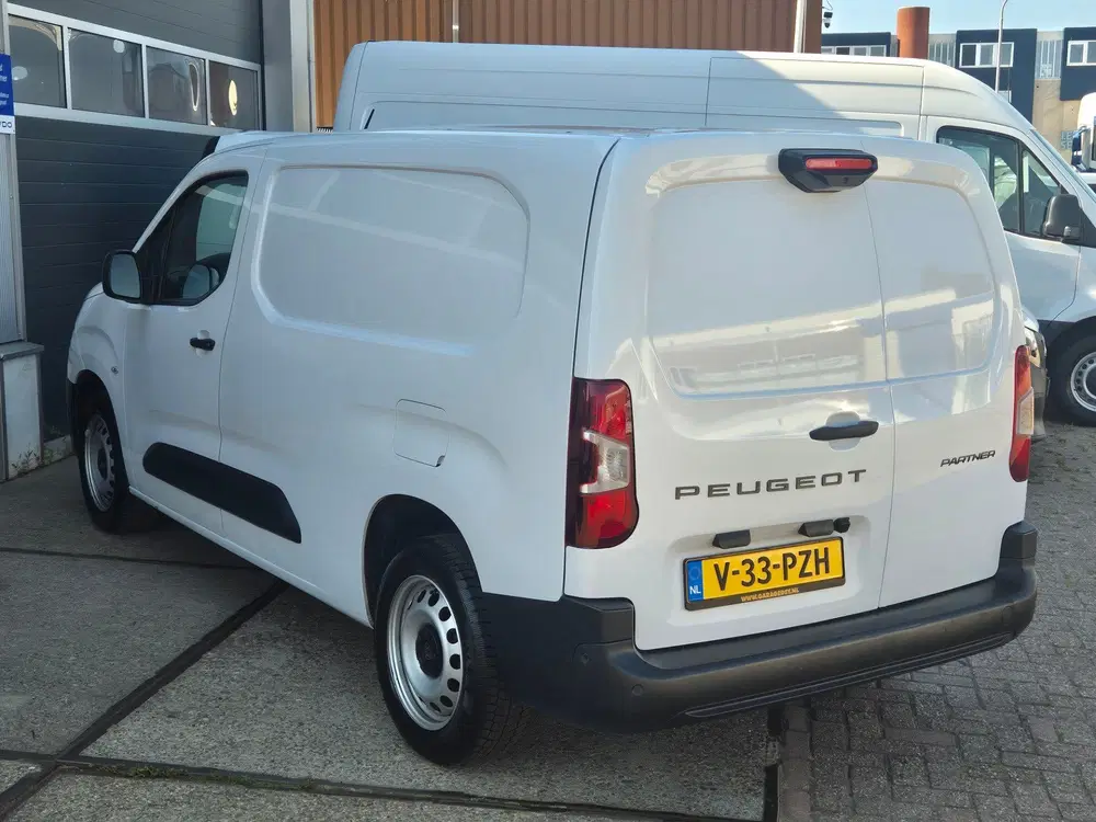 Peugeot Partner YHT2-42E0BP uit 2024, foto 4
