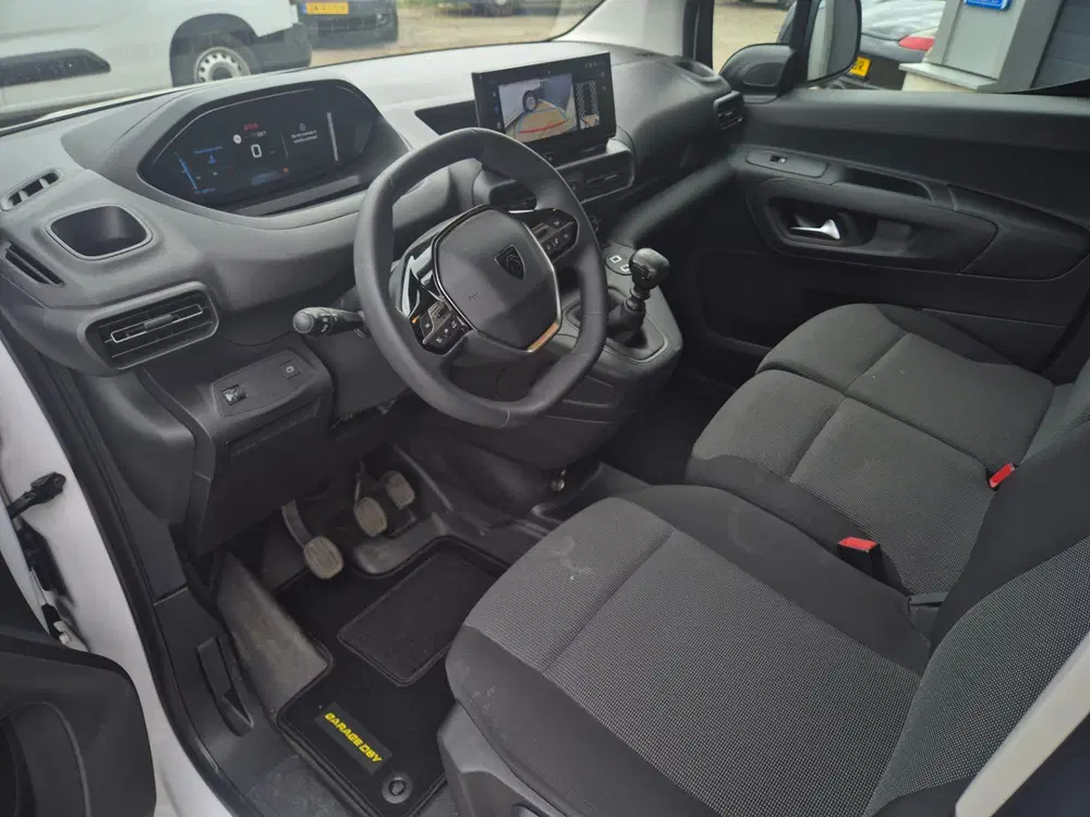 Peugeot Partner YHT2-42E0BP uit 2024, foto 5