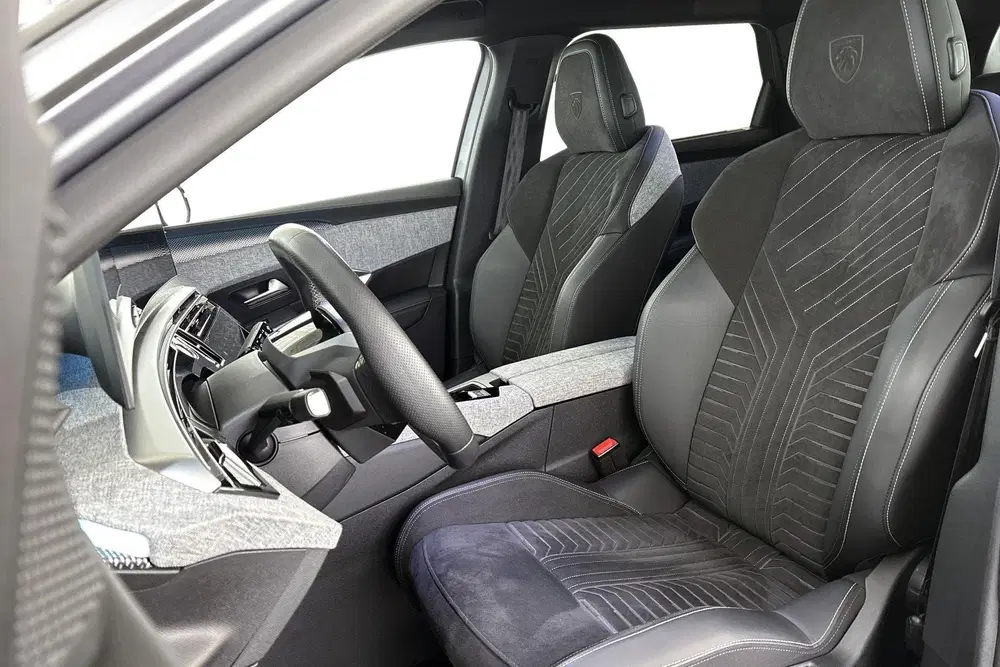 Peugeot 5008 1.2 Hybrid 145 GT 7p 360 Camera Stoelverwa uit 2025, foto 6