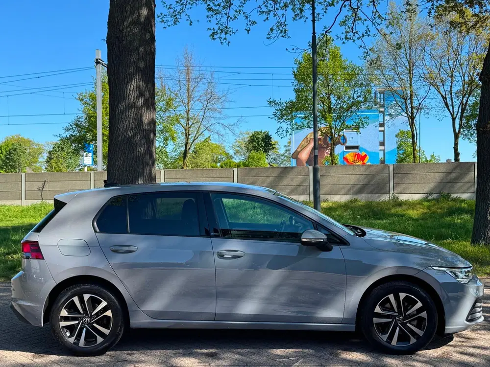 Volkswagen Golf 1.5 eTSI Business 2021 DSG uit 2021, foto 13