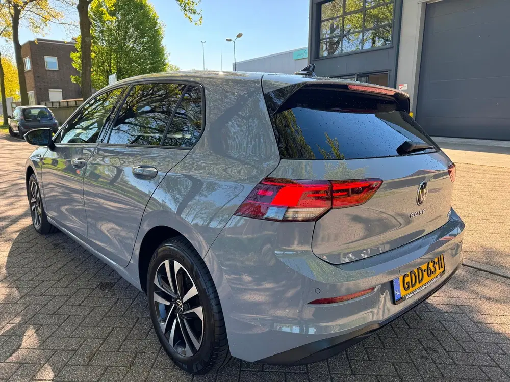 Volkswagen Golf 1.5 eTSI Business 2021 DSG uit 2021, foto 6
