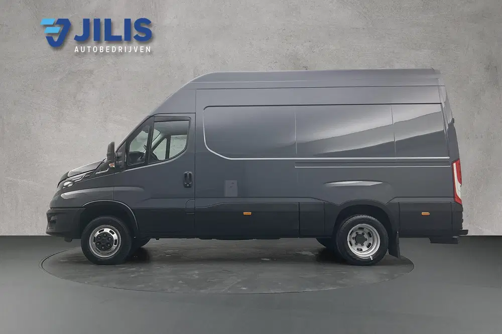 Iveco Daily 35C21 Dubbellucht uit 2020, foto 5