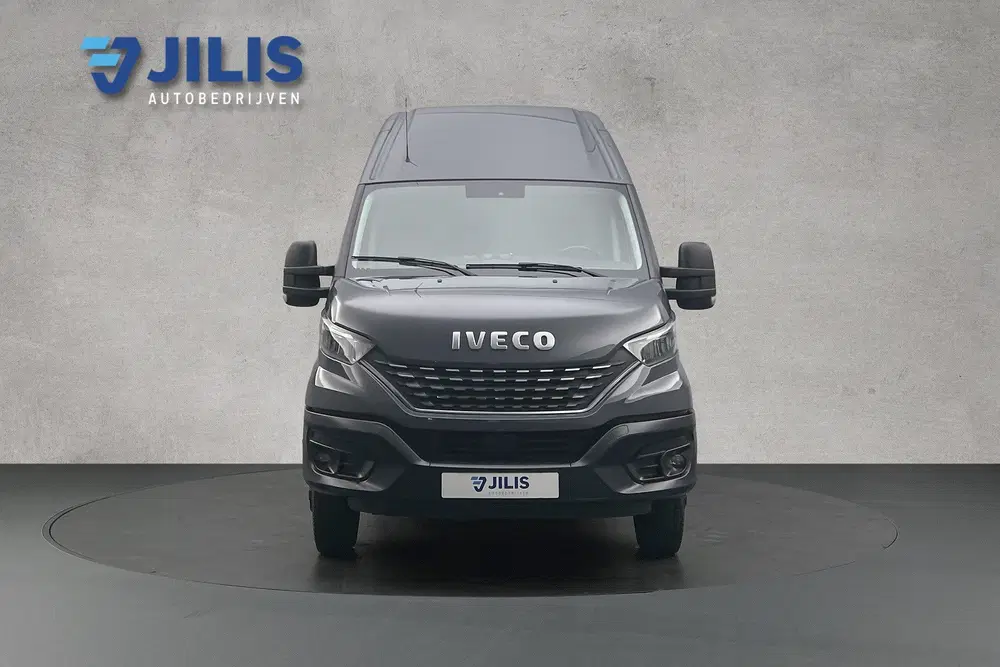Iveco Daily 35C21 Dubbellucht uit 2020, foto 9