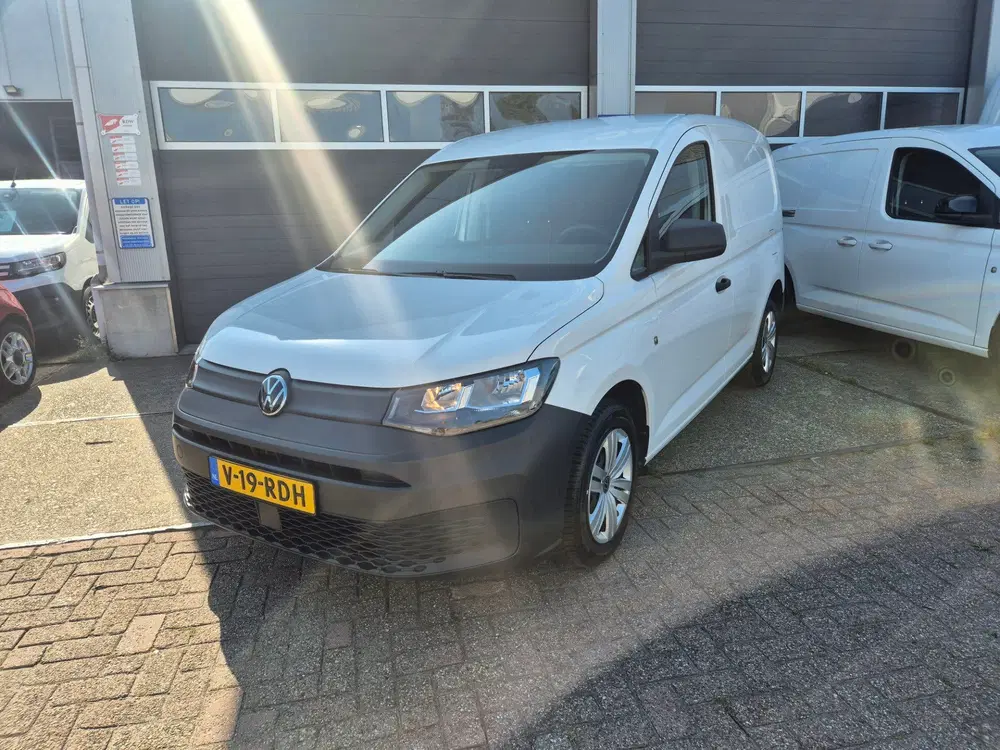 Volkswagen Caddy 2.0 TDI Trend uit 2021, foto 3