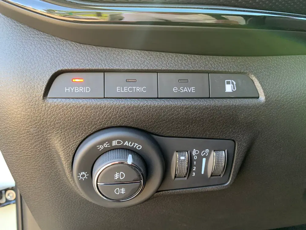 Jeep Compass 4xe 240 Plug-in Hybrid Trailhawk uit 2024, foto 11