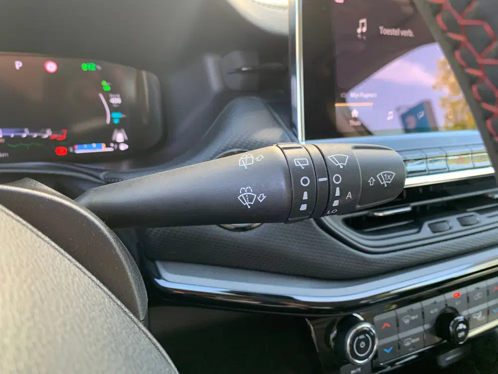 Jeep Compass 4xe 240 Plug-in Hybrid Trailhawk uit 2024, foto 15