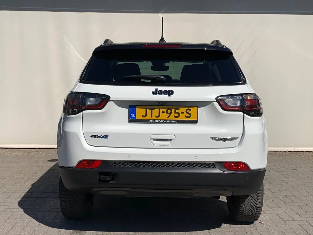Jeep Compass 4xe 240 Plug-in Hybrid Trailhawk uit 2024, foto 5