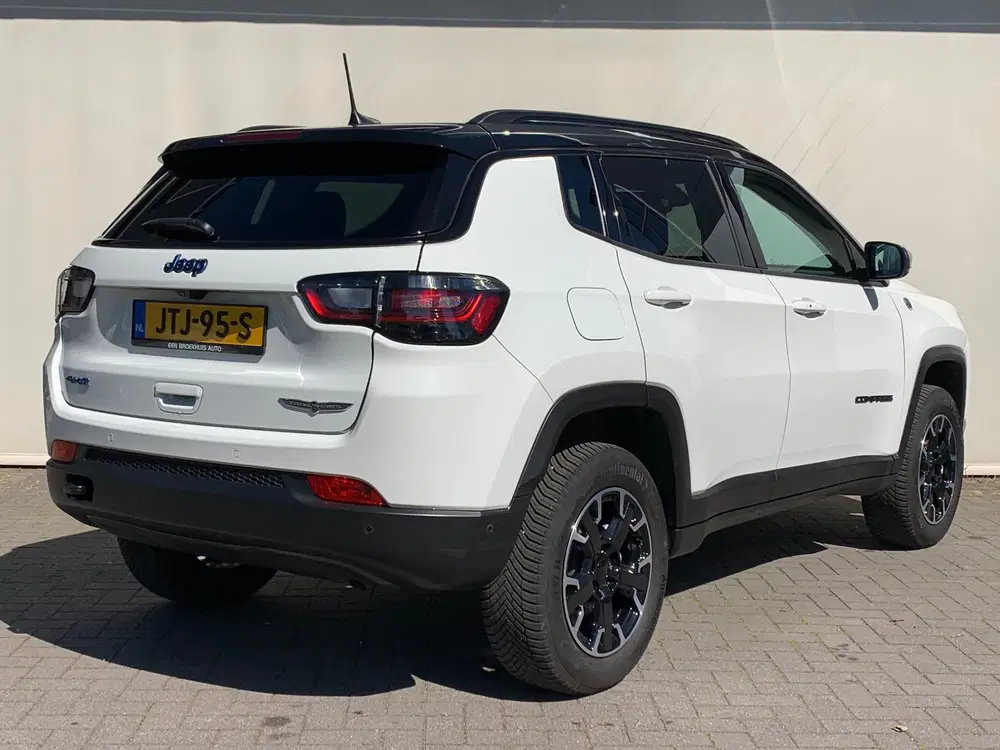 Jeep Compass 4xe 240 Plug-in Hybrid Trailhawk uit 2024, foto 7