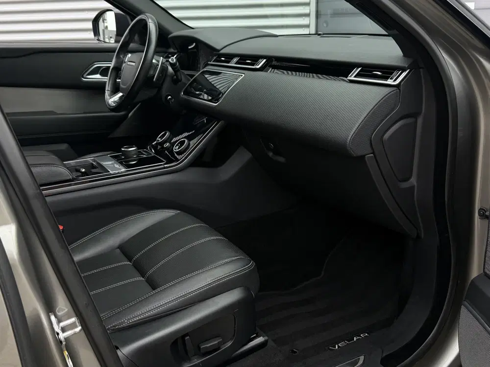 Land Rover Range Rover Velar 2.0 P300 Turbo AWD R-Dynamic HS uit 2019, foto 7
