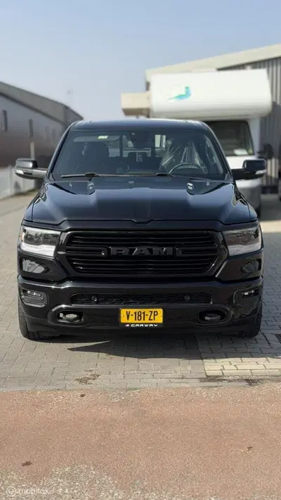 Dodge RAM 4X4 5.7 V8 4x4 Crew Cab LPG NIEUW MODEL uit 2019