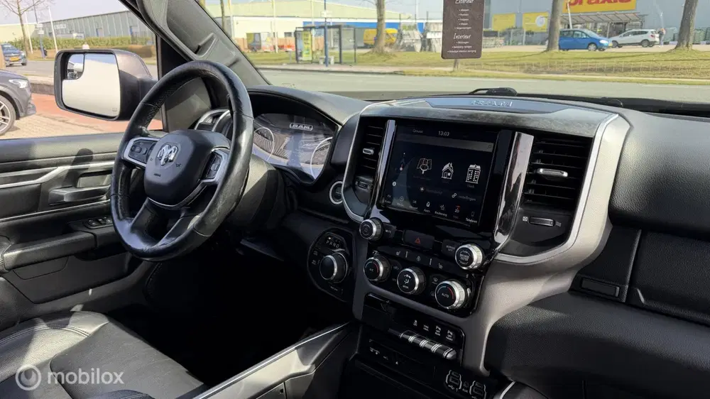 Dodge RAM 4X4 5.7 V8 4x4 Crew Cab LPG NIEUW MODEL uit 2019, foto 4