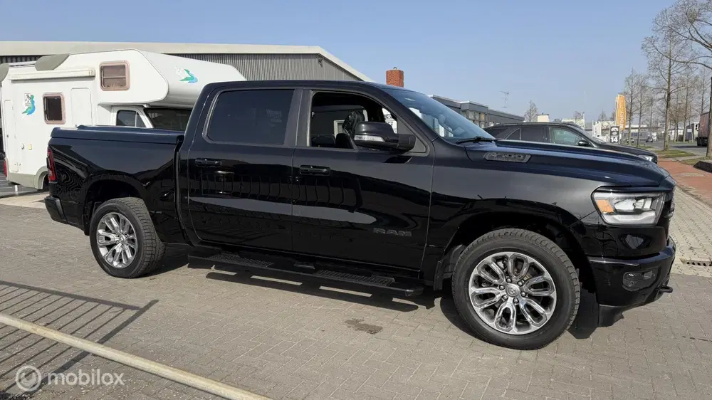 Dodge RAM 4X4 5.7 V8 4x4 Crew Cab LPG NIEUW MODEL uit 2019, foto 7