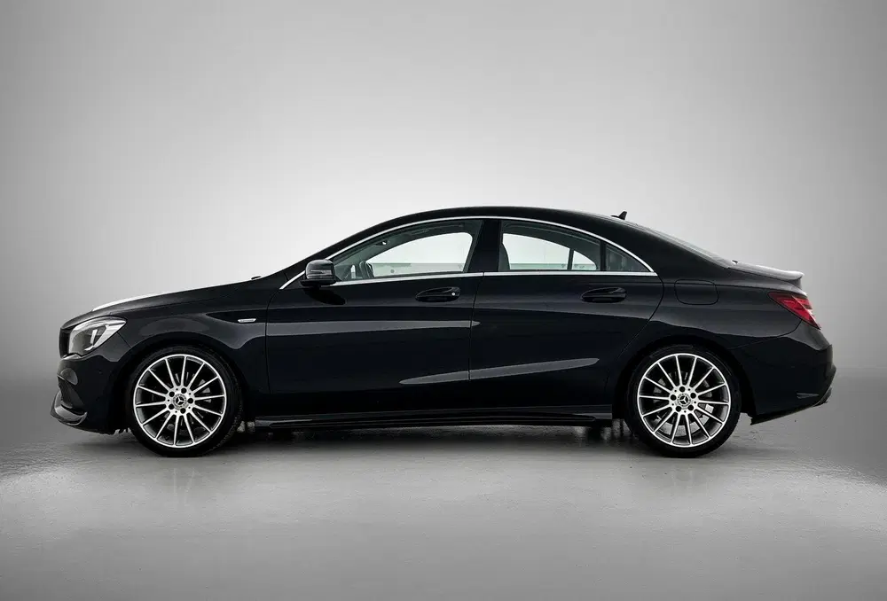 Mercedes-Benz CLA 180 Business Solution AMG Upgrade E uit 2019, foto 2
