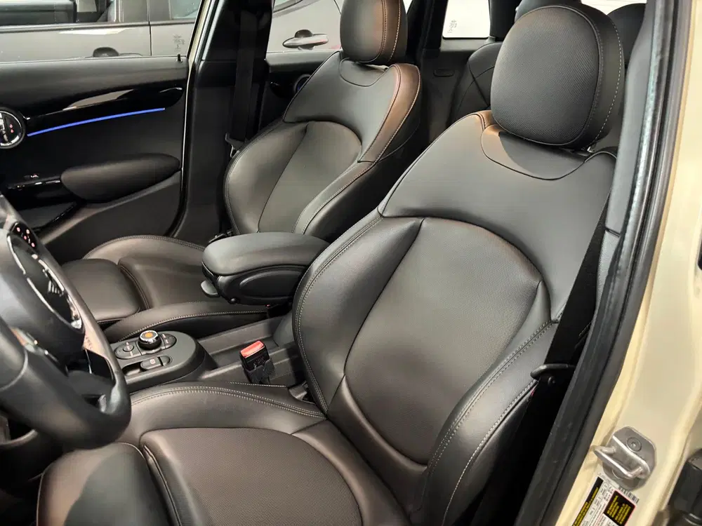 Mini Cooper S 2.0 Cooper S uit 2022, foto 5