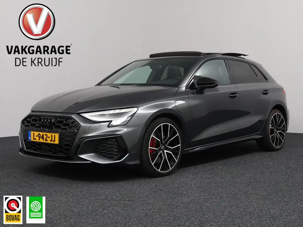 Audi A3 45 TFSI e S edition Competition uit 2021