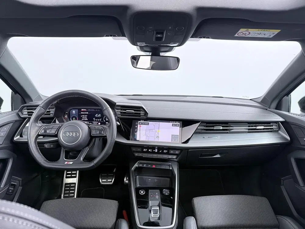 Audi A3 45 TFSI e S edition Competition uit 2021, foto 10