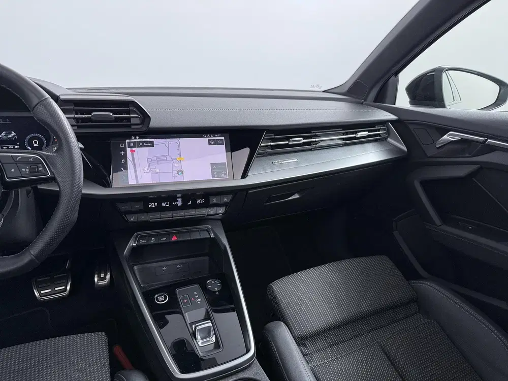 Audi A3 45 TFSI e S edition Competition uit 2021, foto 12