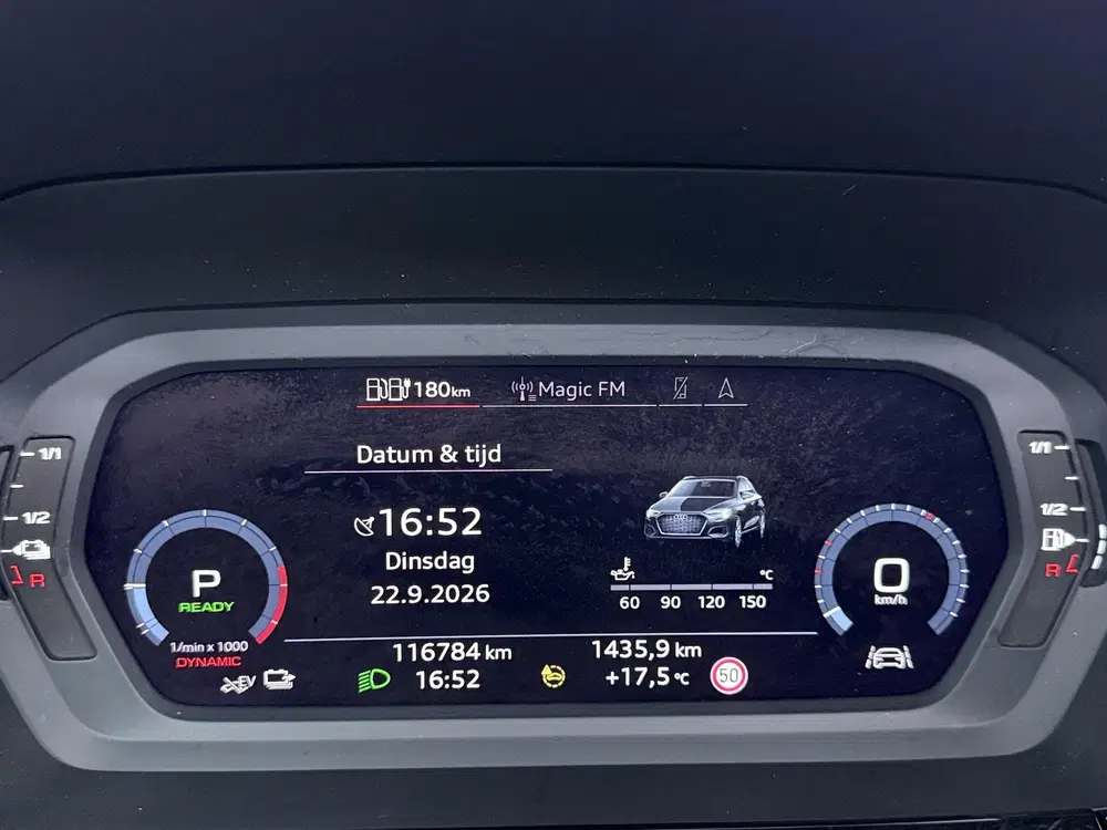 Audi A3 45 TFSI e S edition Competition uit 2021, foto 4