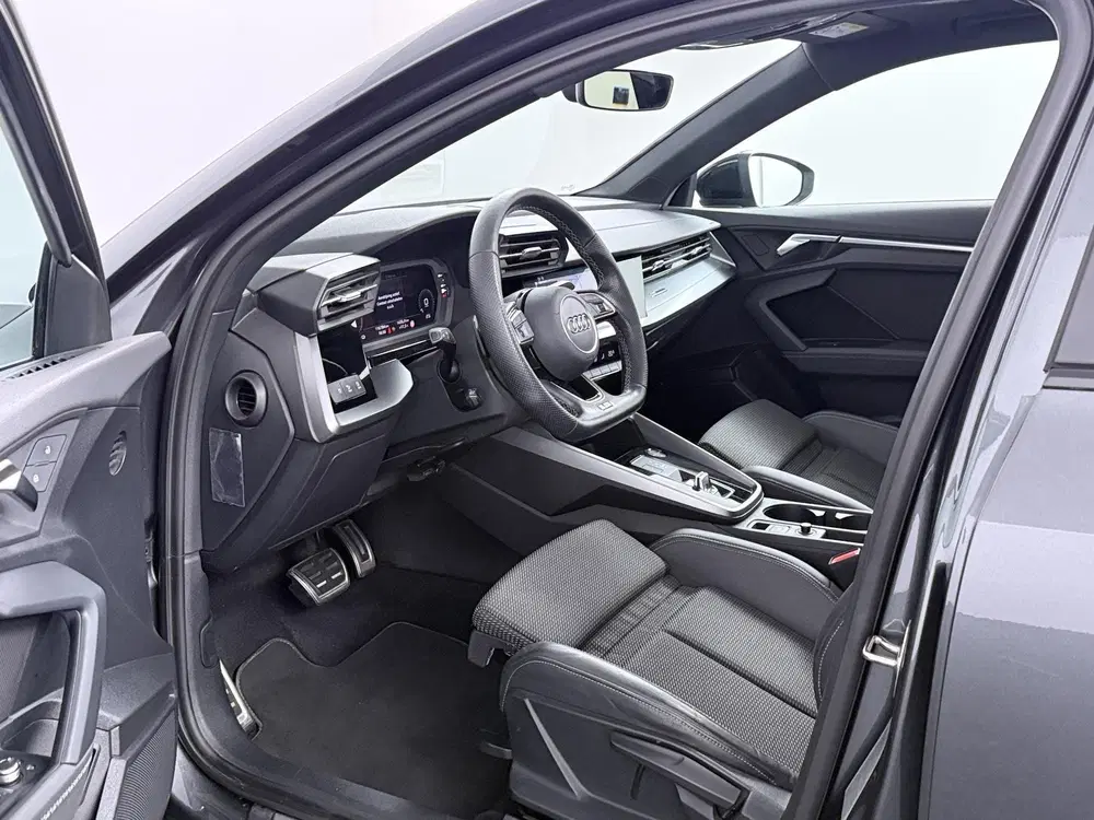 Audi A3 45 TFSI e S edition Competition uit 2021, foto 6