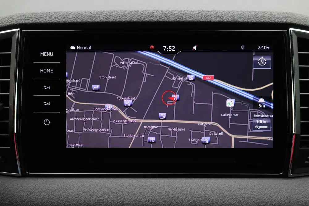 Skoda Karoq 1.5 TSI ACT Sportline Business Camera uit 2020, foto 5