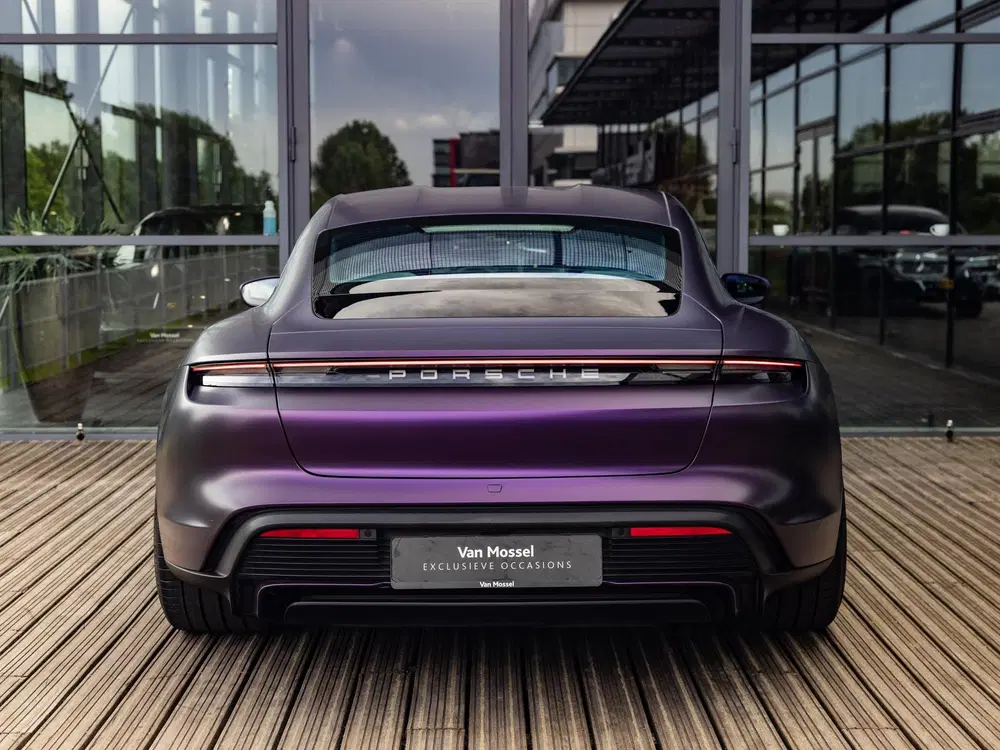 Porsche Taycan Turbo 93 kWh uit 2020, foto 5