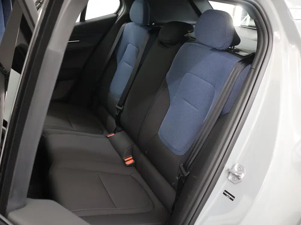 Volvo EX30 Single Motor Core 51 kWh uit 2024, foto 11