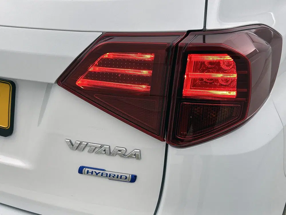 Suzuki Vitara 1.4 Boosterjet Select Smart Hybrid (bj 202 uit 2023, foto 6