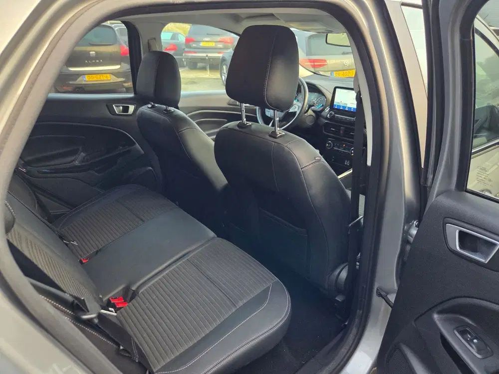 Ford EcoSport 1.0 EcoBoost Titanium uit 2020, foto 14