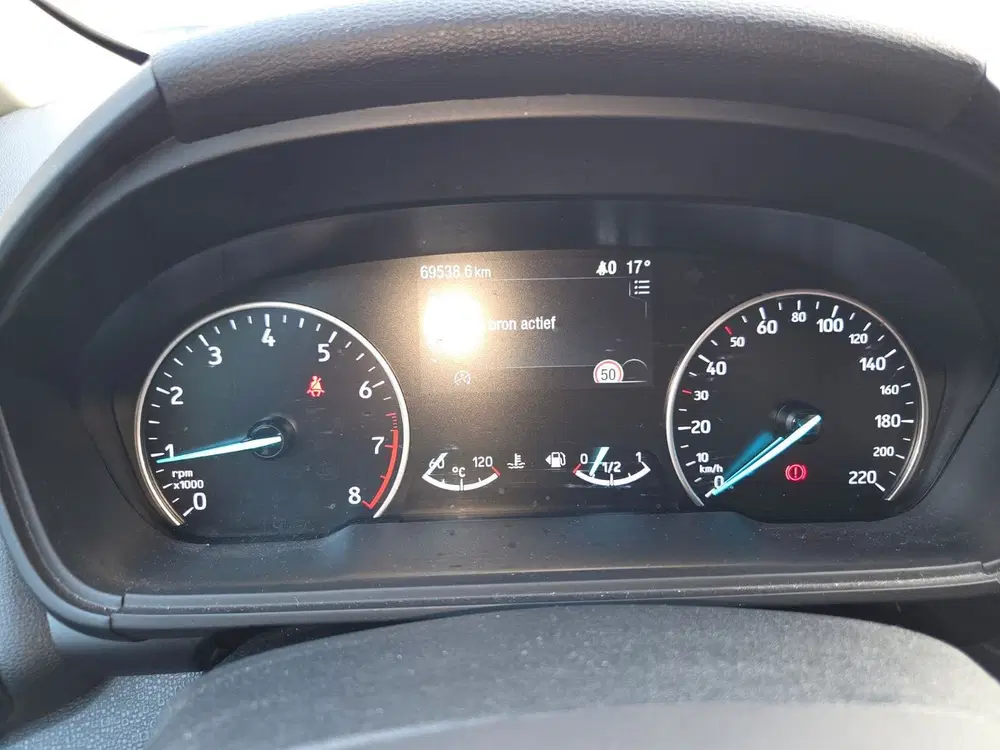 Ford EcoSport 1.0 EcoBoost Titanium uit 2020, foto 9