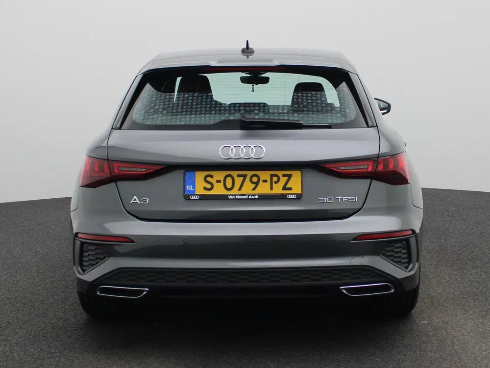 Audi A3 30 TFSI S edition 110 PK uit 2023, foto 5