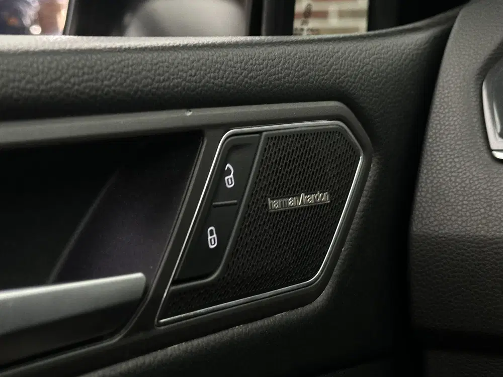 Volkswagen Tiguan Allspace 1.5 TSI R-Line 7-PERSOONS 7P IQ H uit 2022, foto 15