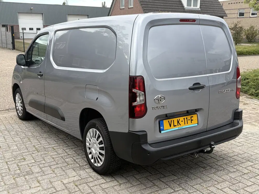 Toyota Proace City 1.5 D-4D 96KW E6 Navigator Long 1e ei uit 2021, foto 6