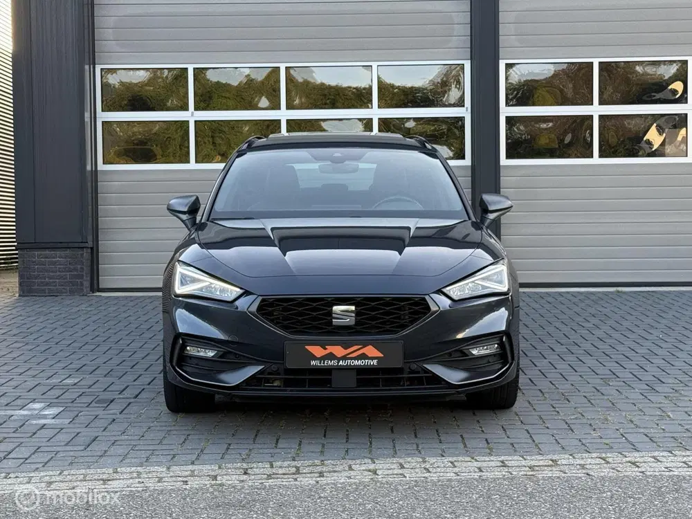 SEAT Leon Leon 1.4 TSI eHybrid PHEV FR uit 2021, foto 12