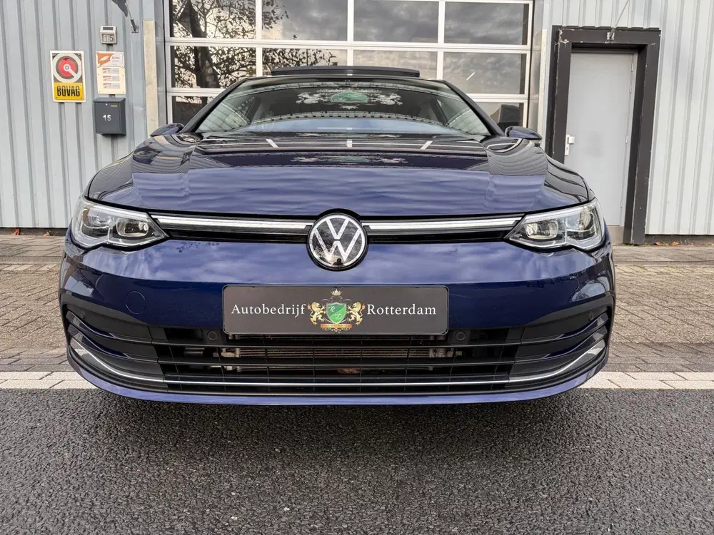 Volkswagen Golf 1.5 eTSI Style AUT LED uit 2022, foto 4