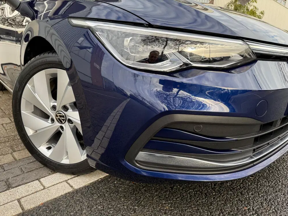 Volkswagen Golf 1.5 eTSI Style AUT LED uit 2022, foto 9