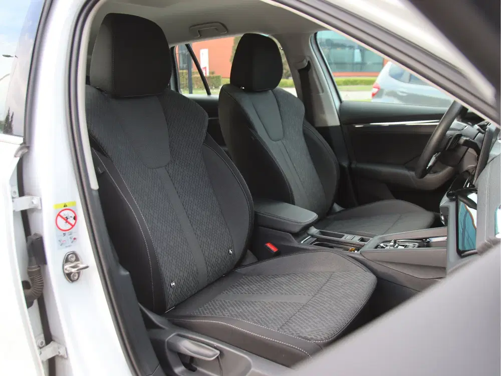 Skoda Octavia 1.5 e-TSI Business Ed. Plus DSG uit 2023, foto 10