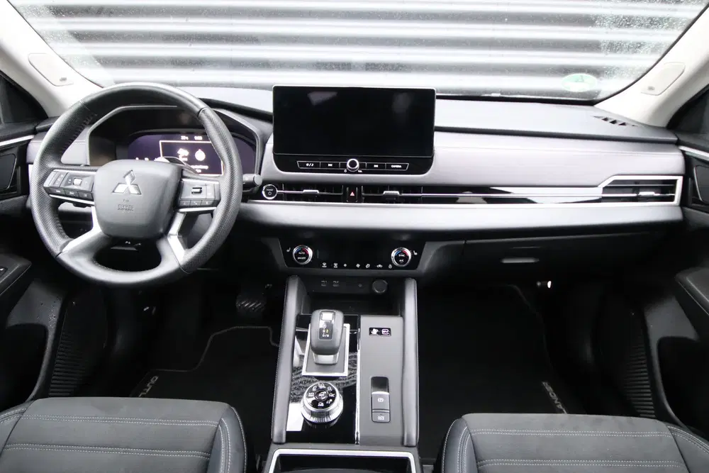 Mitsubishi Outlander 2.4 PHEV Business Edition 1e Eig. Afn. uit 2025, foto 4