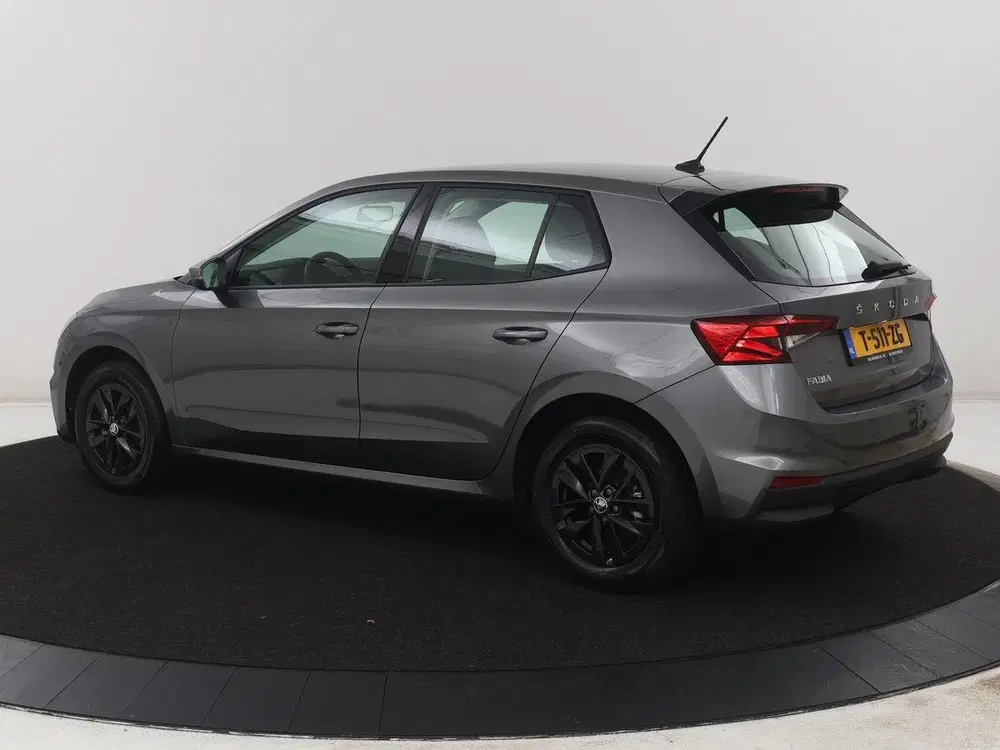 Skoda Fabia 1.0 MPI Ambition uit 2022, foto 2