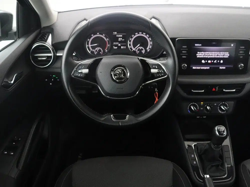 Skoda Fabia 1.0 MPI Ambition uit 2022, foto 3