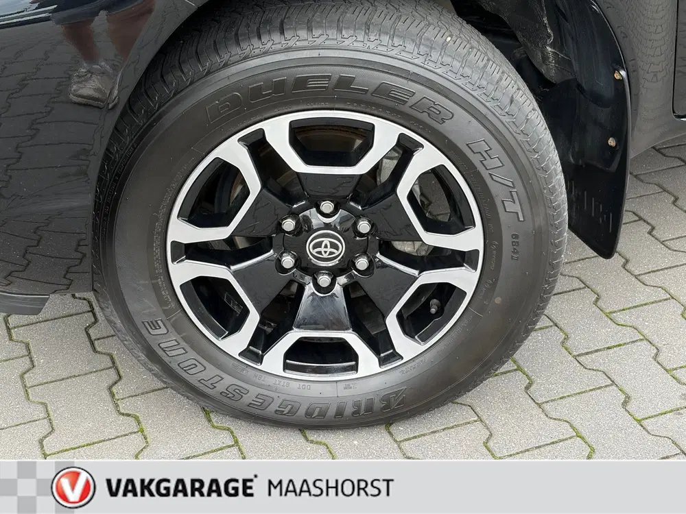 Toyota Hilux 2.8 D-4D Double Cab 4x4 Professional premi uit 2024, foto 11